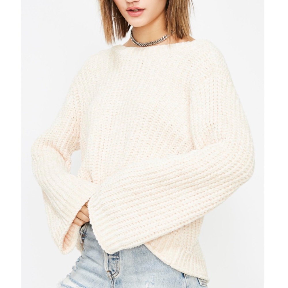 Sweater - Picture 2 of 6